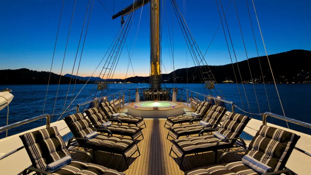 Running on Waves - Evia Private Tours - Luxury Sailing Yacht5